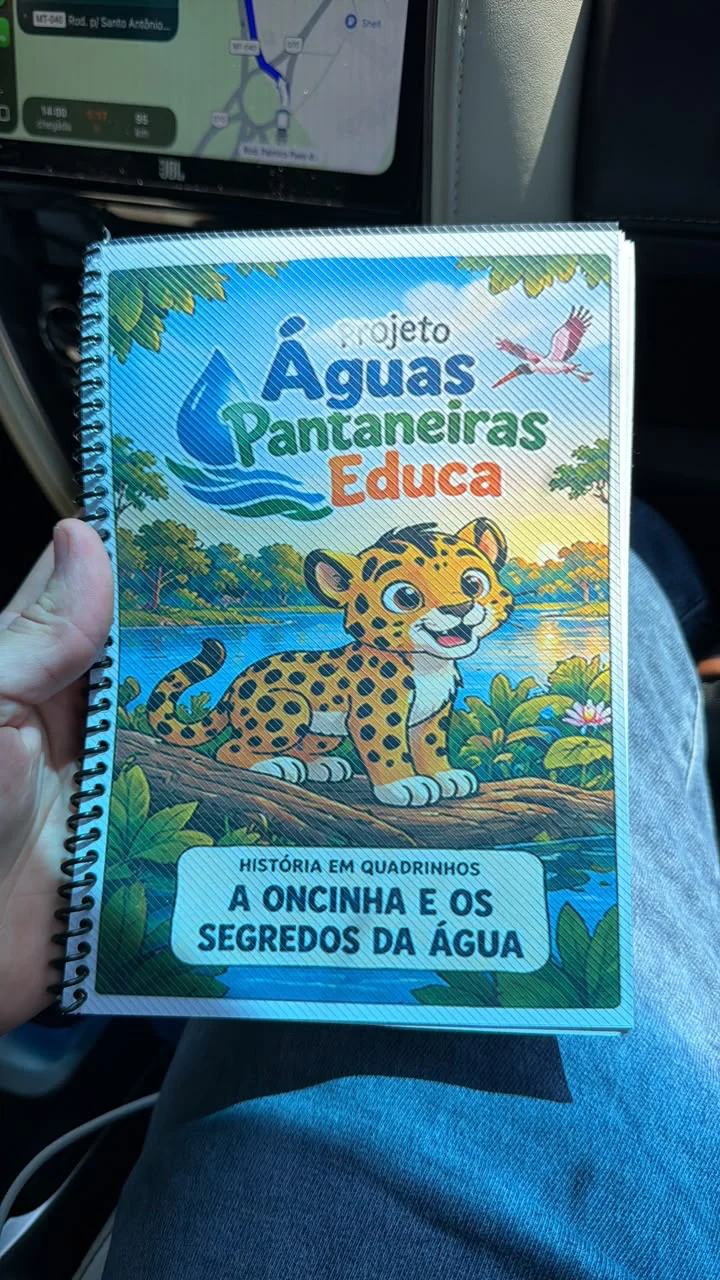 Capa do livro A Oncinha e os Segredos da Água, do Águas Pantaneiras Educa